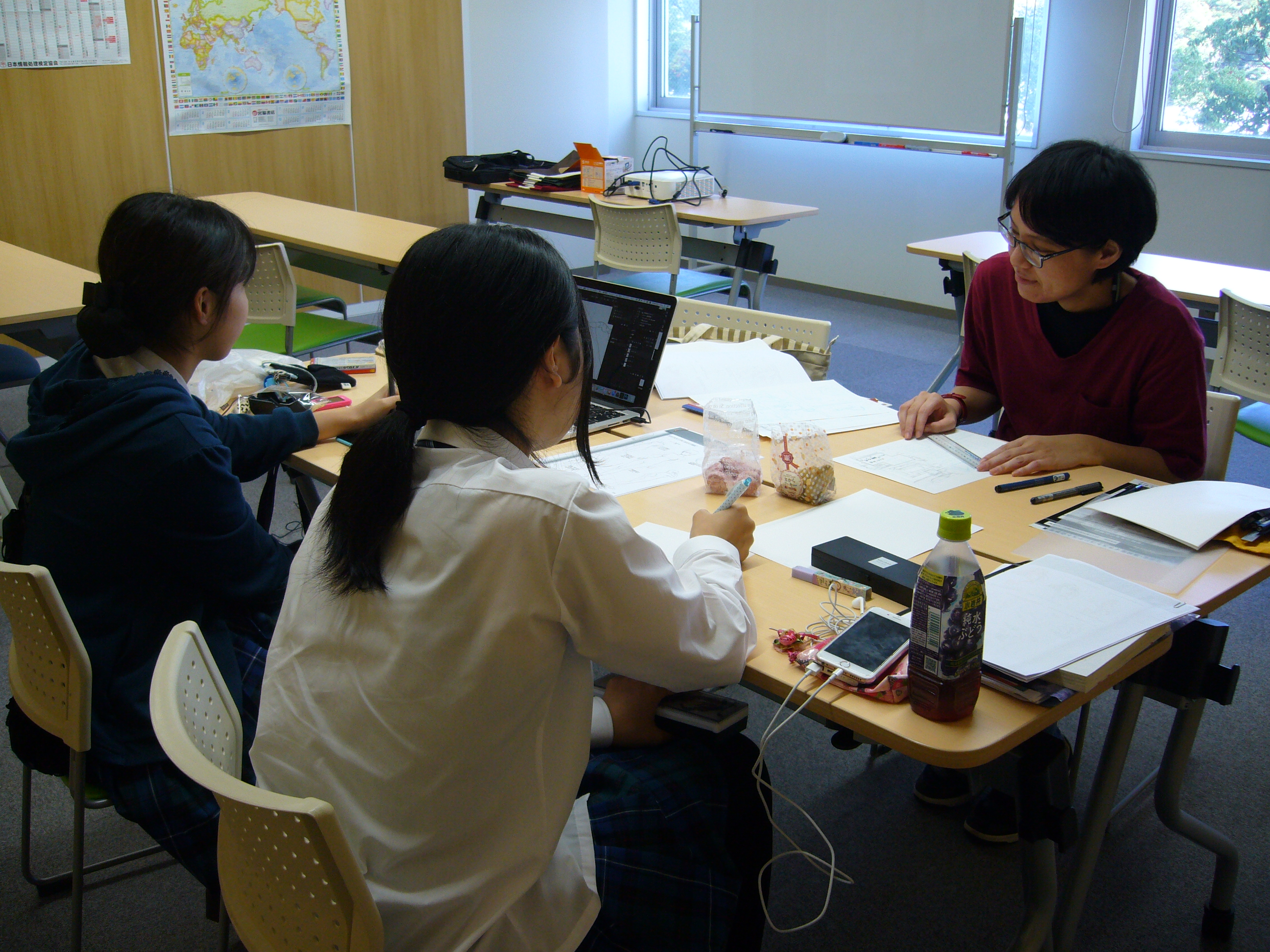 http://www.hchs.ed.jp/campus/takamatsu/images/013.JPG