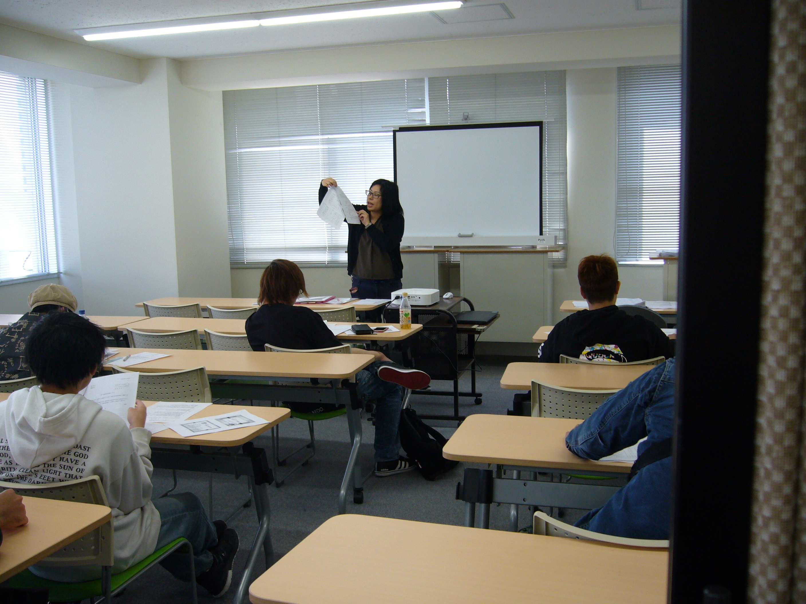 http://www.hchs.ed.jp/campus/takamatsu/images/18-4-9%20%E5%A7%8B%E6%A5%AD%E5%BC%8F%E2%91%A1.JPG