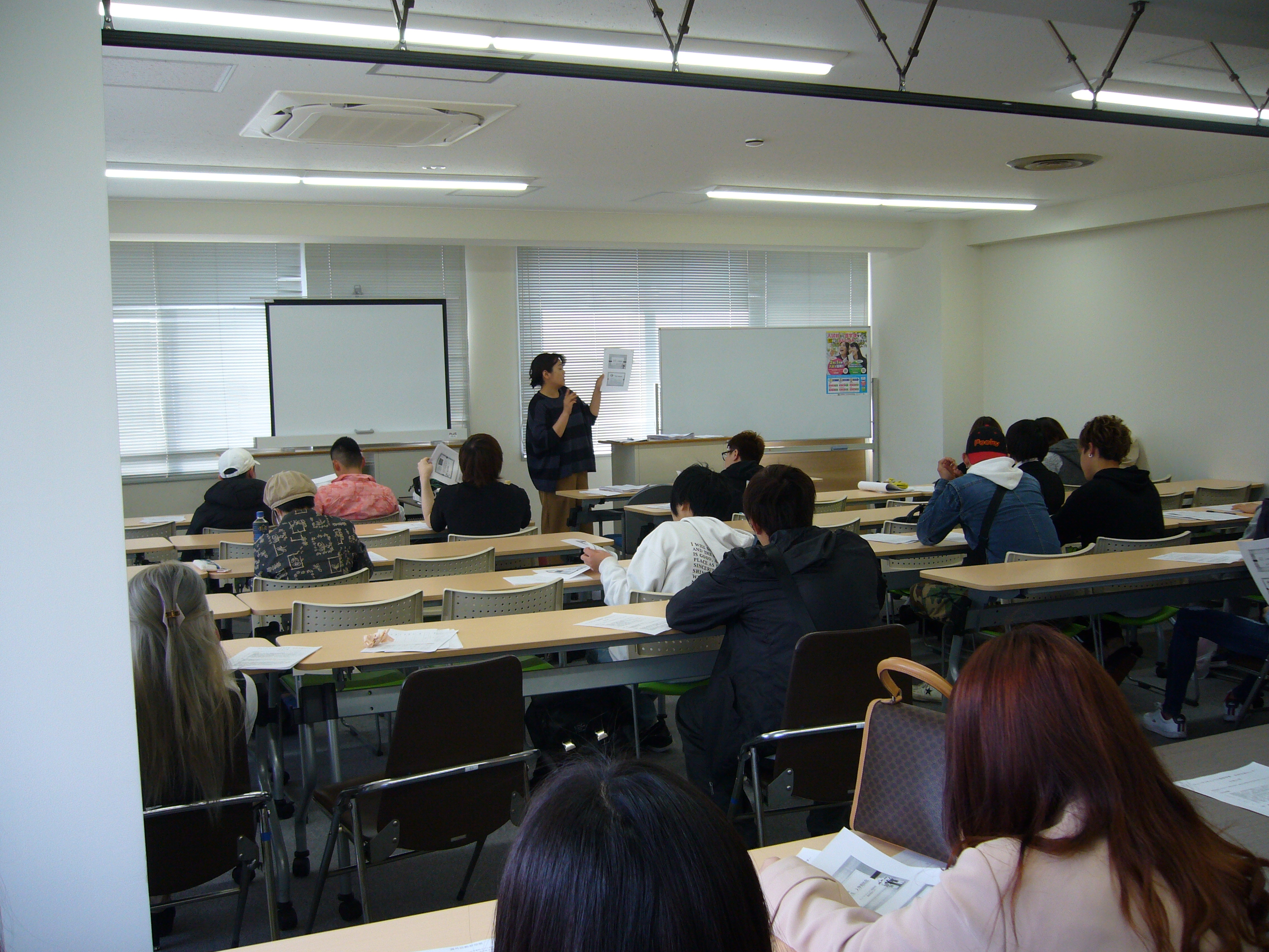 http://www.hchs.ed.jp/campus/takamatsu/images/18-4-9%20%E5%A7%8B%E6%A5%AD%E5%BC%8F%E2%91%A2.JPG