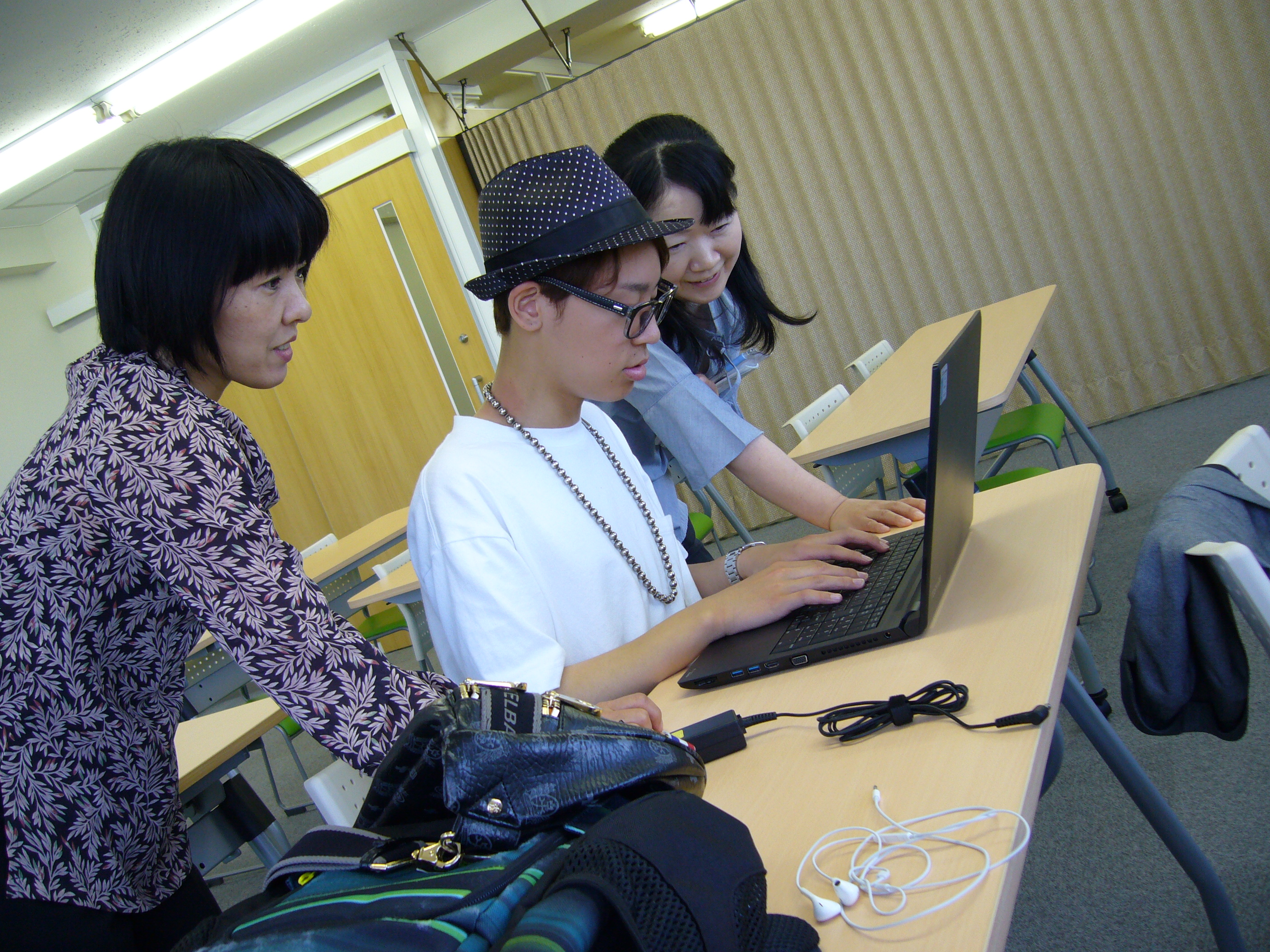 http://www.hchs.ed.jp/campus/takamatsu/images/P1040868.JPG