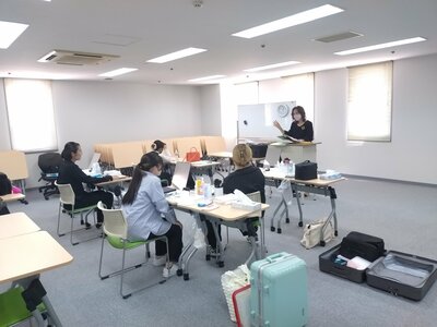 【浜松】新しい教室での授業　　～feat. メイク・美容コース～