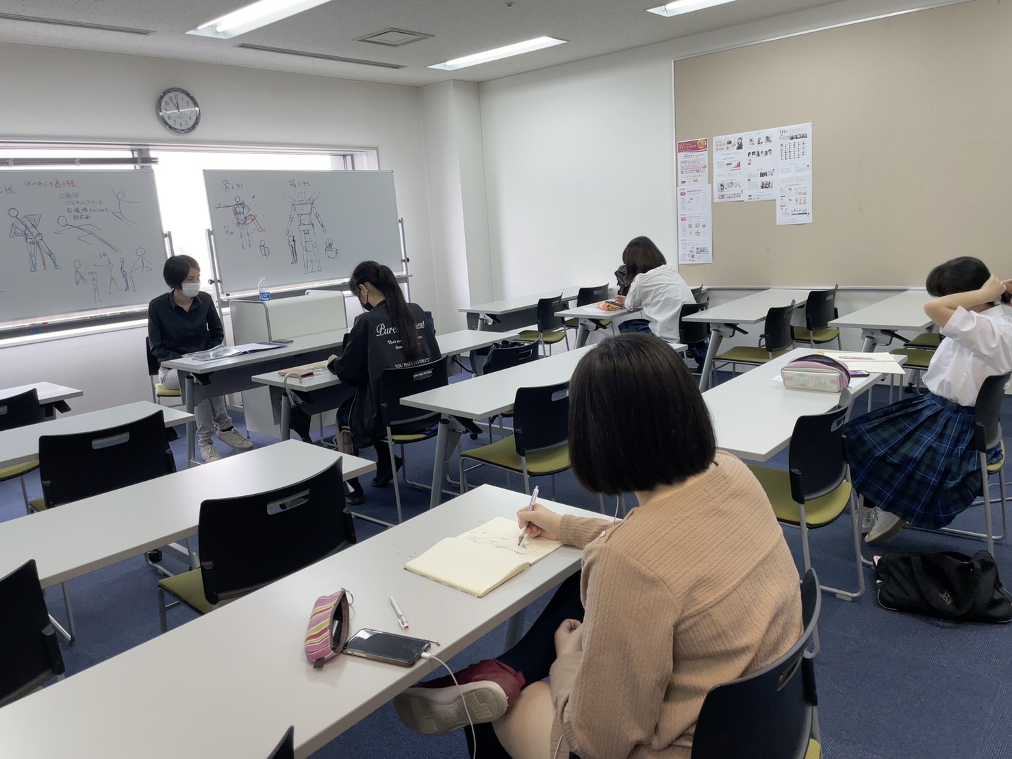 北九州 イラストコースの風景 北九州校 通信制高校のヒューマンキャンパス高校