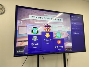 【神戸三宮】優勝者には景品が？！白熱のクイズ大会👽