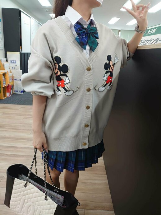 【名古屋駅前】制服の着こなしカワイイ😊♪私服でもOKの学校です♪