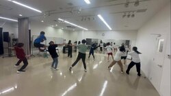 【那覇】声優や俳優を目指す生徒たちのダンスの授業を見学してきました～