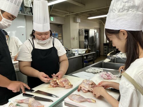 【大宮】調理・製菓専攻の授業が再開しました！