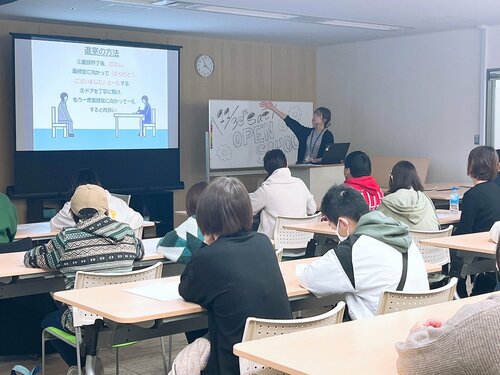 (中学3年生の方)【なんば】11/30(土)入試説明会を開催しました！✏📚　～説明会編～