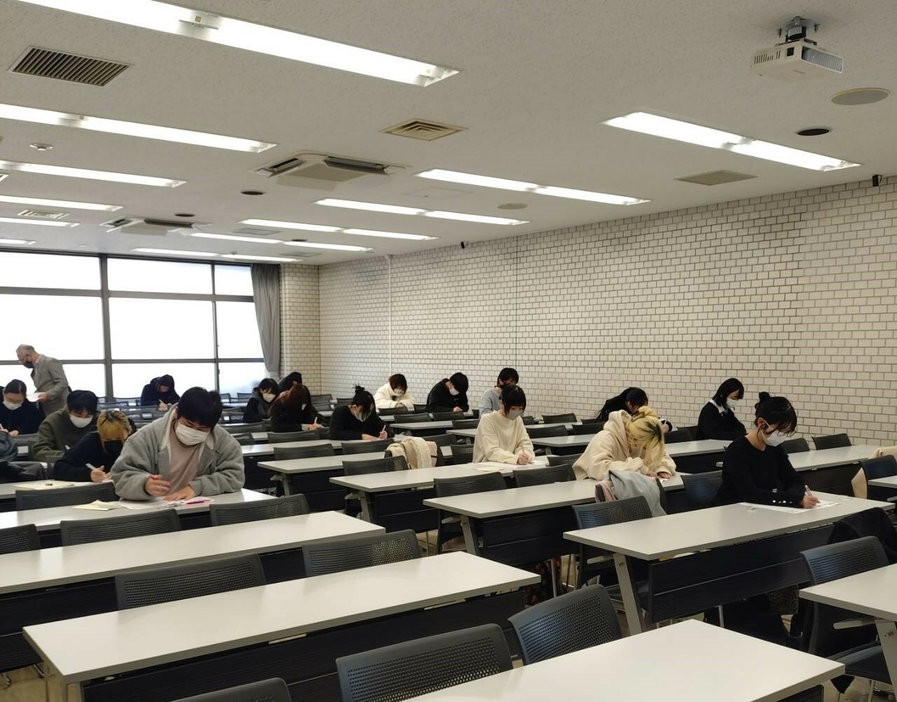 https://www.hchs.ed.jp/campus/sendai/images/46004_0.jpg