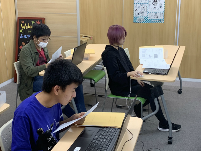 https://www.hchs.ed.jp/campus/takamatsu/images/s2019%E3%83%91%E3%82%BD%E3%82%B3%E3%83%B3%E2%91%A0.jpg