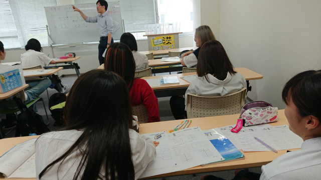 https://www.hchs.ed.jp/campus/takamatsu/images/s6.21%E2%91%A0.jpg