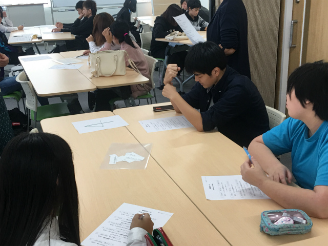 https://www.hchs.ed.jp/campus/takamatsu/images/sC%E8%8B%B1%E8%AA%9E%E2%91%A1.jpg